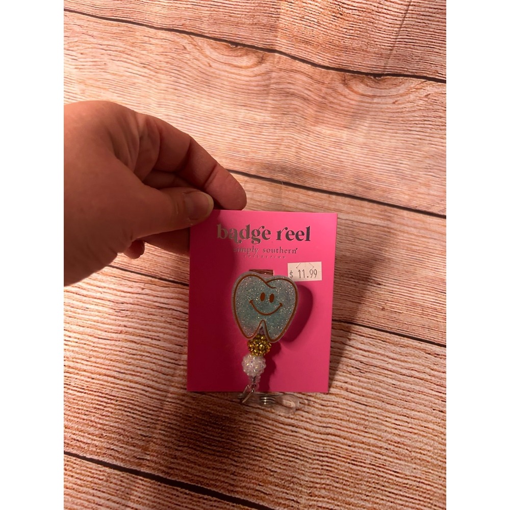 Dentist name badge reel